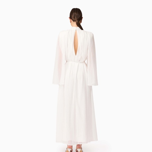 Elliatt Melissa Long Sleeve Gown in White Size L NWT Flaw Noted- Belt Missing!!! - Picture 3 of 7